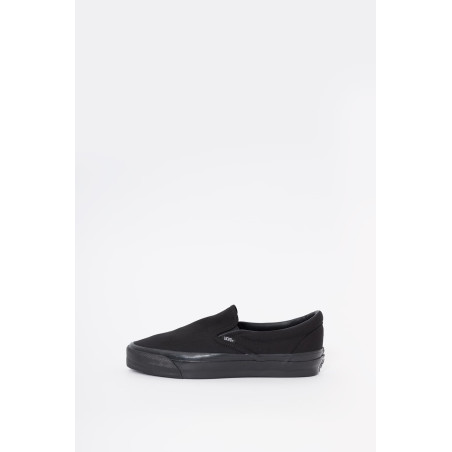 VANS OTW LX ALL BLACK SLIP ON REISSUE 98 SNEAKERS