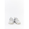 ASICS WHITE LIGHT DUST GEL QUANTUM KINETIC SNEAKERS