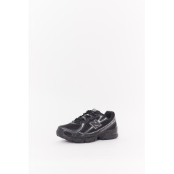 NEW BALANCE BLACK 740V2 SNEAKERS